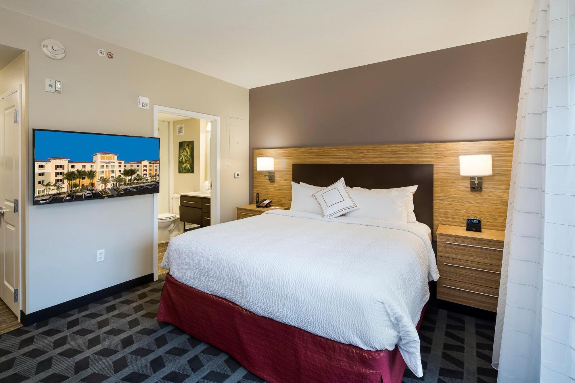 Towneplace Suites By Marriott Fort Myers Estero Exterior foto